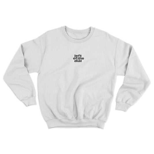 Sweater 'Left of the Dial' • Klein zwart logo midden